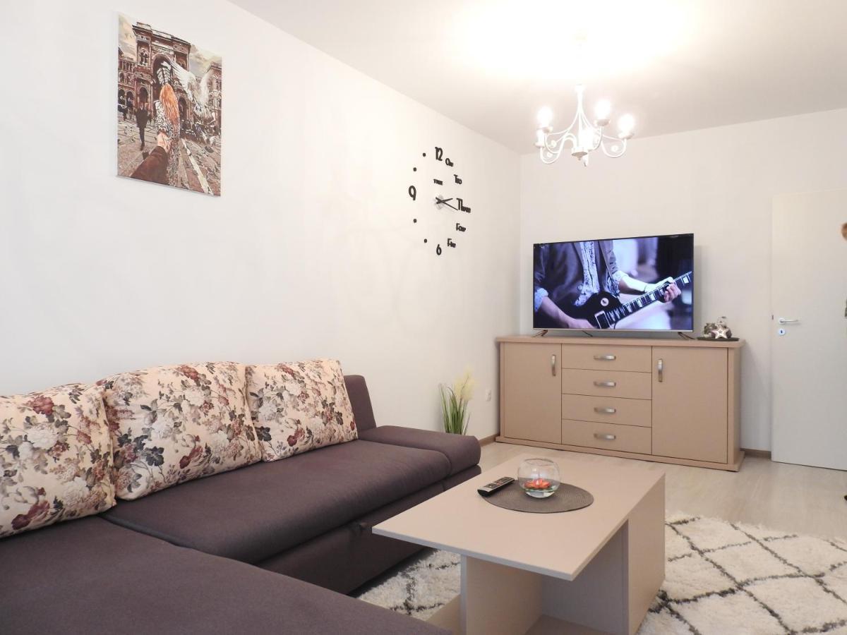 Trust Apartaments 2 Braşov Esterno foto