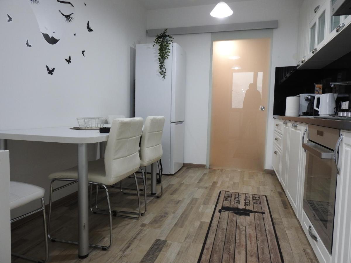 Trust Apartaments 2 Braşov Esterno foto